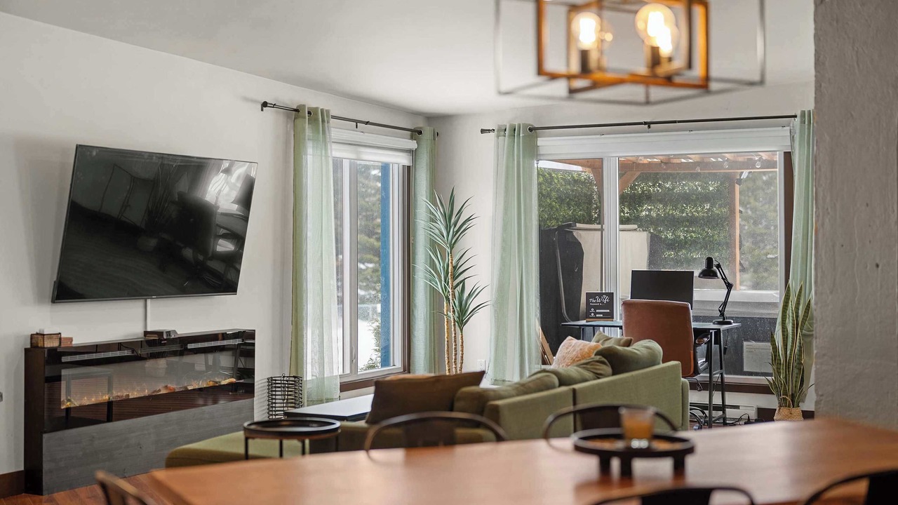 Photo of Livingroom in Chateau-Richer