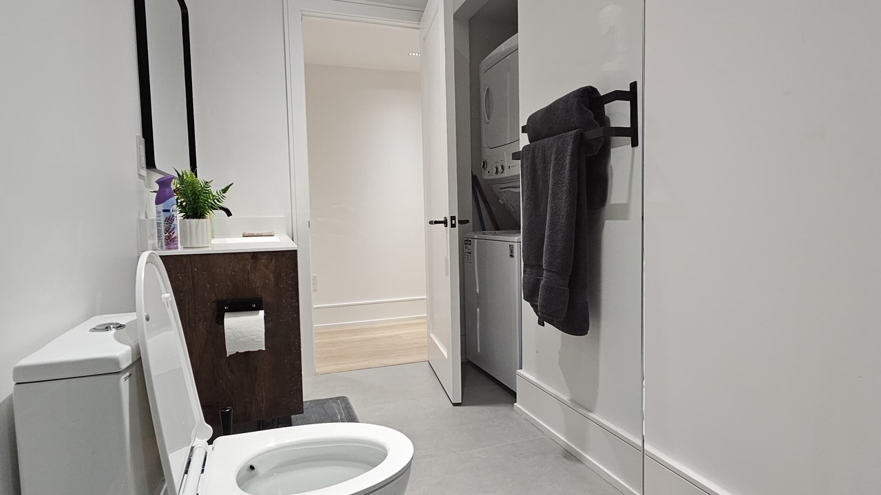 Photo of Bathroom in Halton Regional Municipality