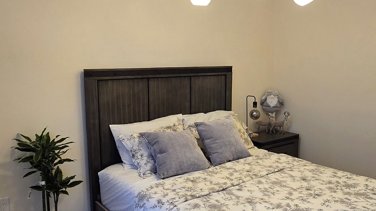 Photo of Bedroom in Thorold