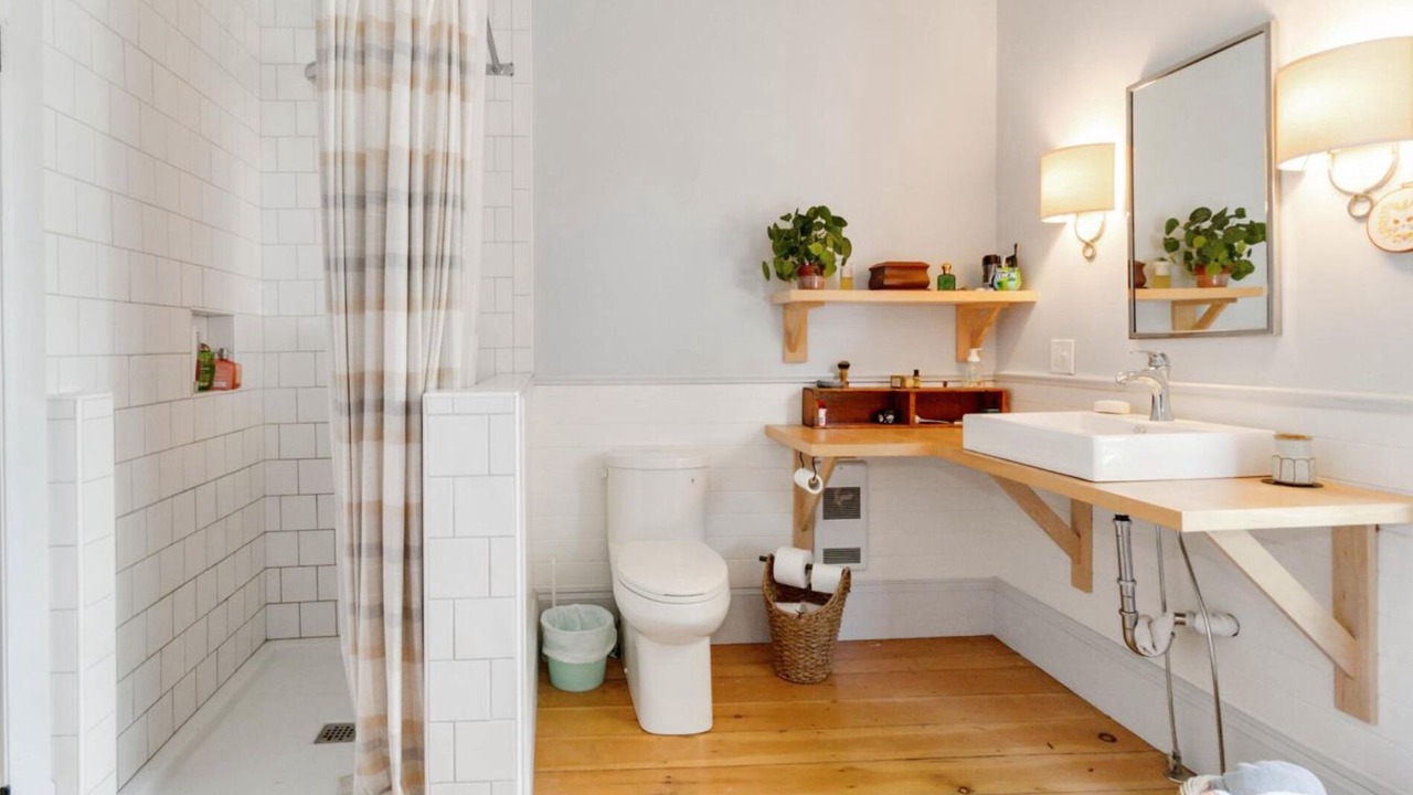 Photo of Bathroom in Shelburne