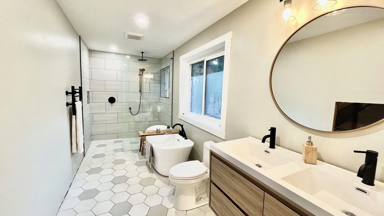 Photo of Bathroom in Shawnigan Lake