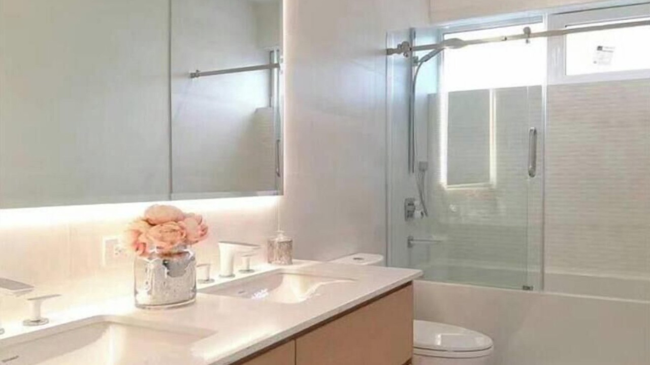 Photo of Bathroom in West Point Grey