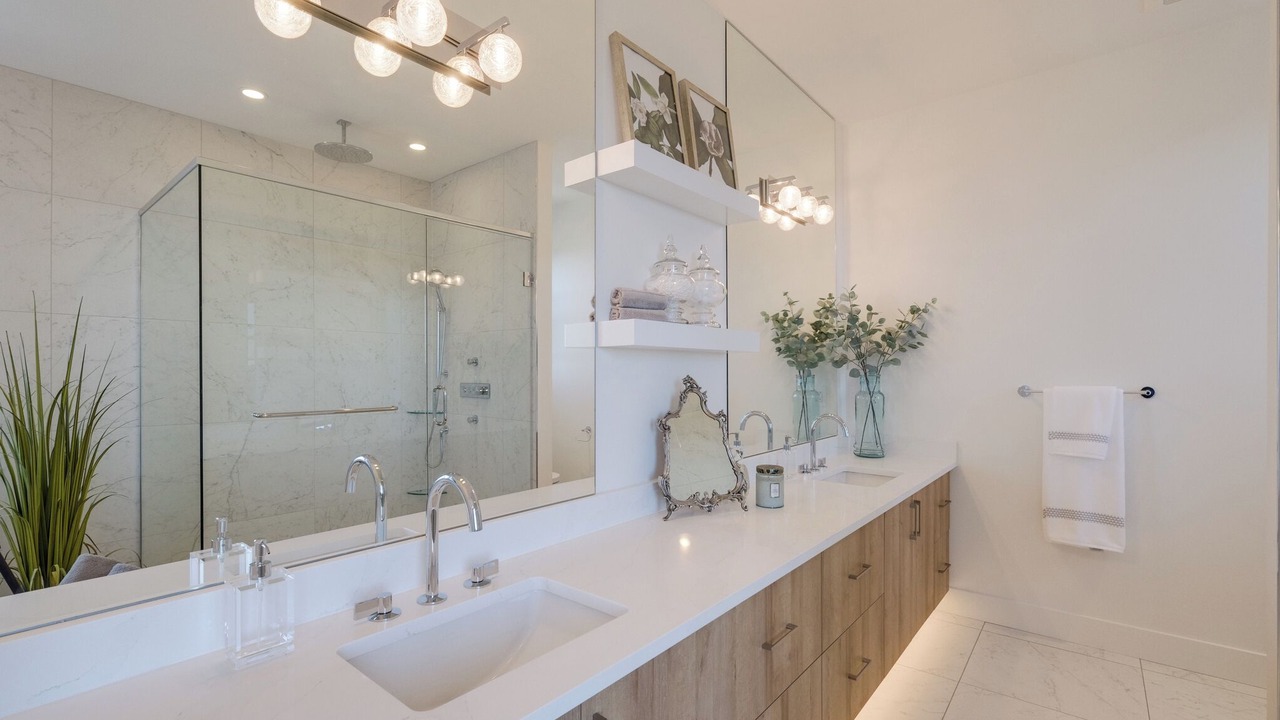 Photo of Bathroom in Bear Mountain Resort