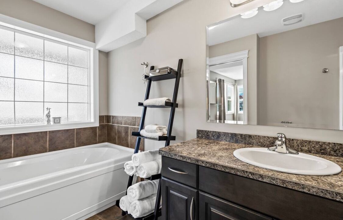 Photo of Bathroom in Sicamous