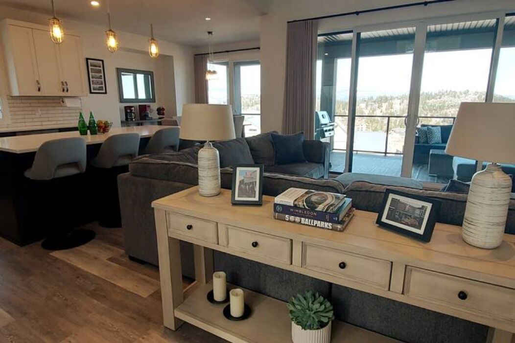 Photo of Livingroom in Vernon