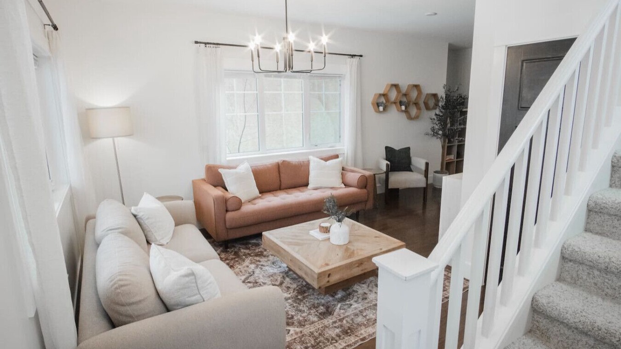Photo of Livingroom in West Edmonton