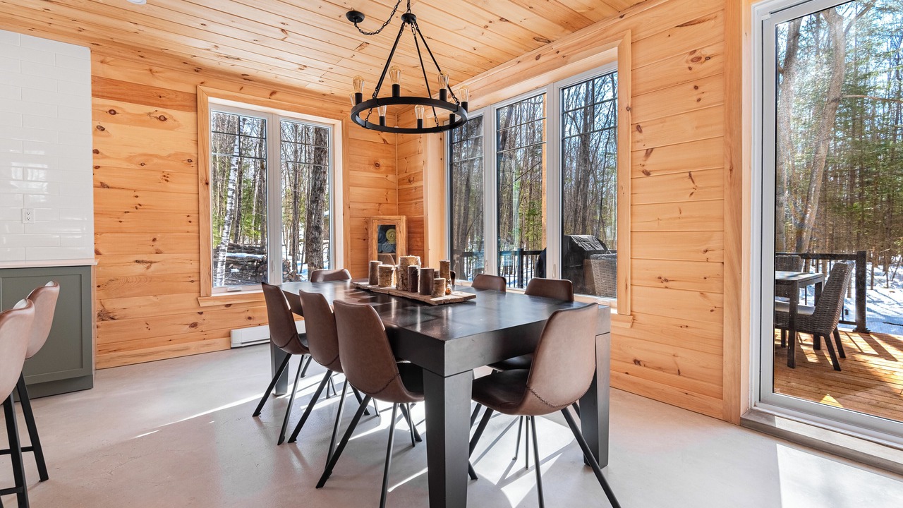 Photo of Livingroom in Amherst