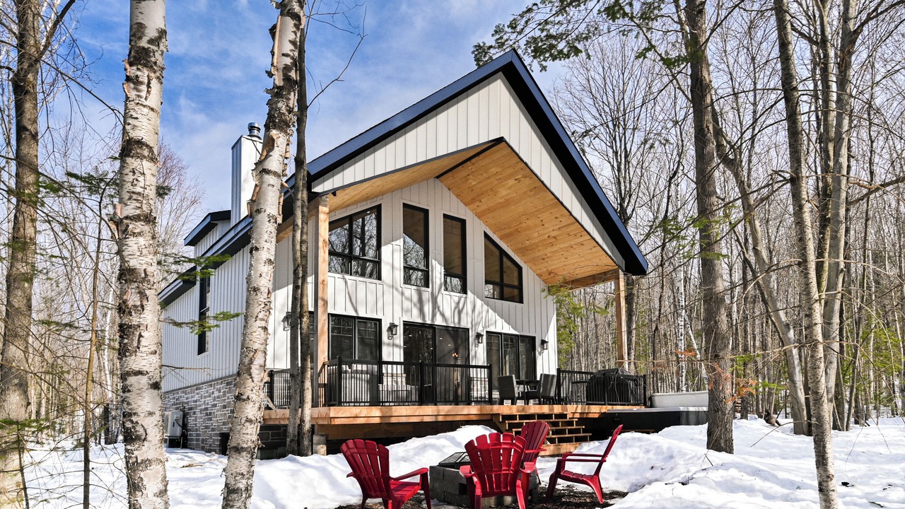 Photo of Outdoor in Amherst