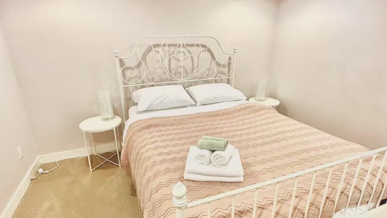 Photo of Bedroom in Delta