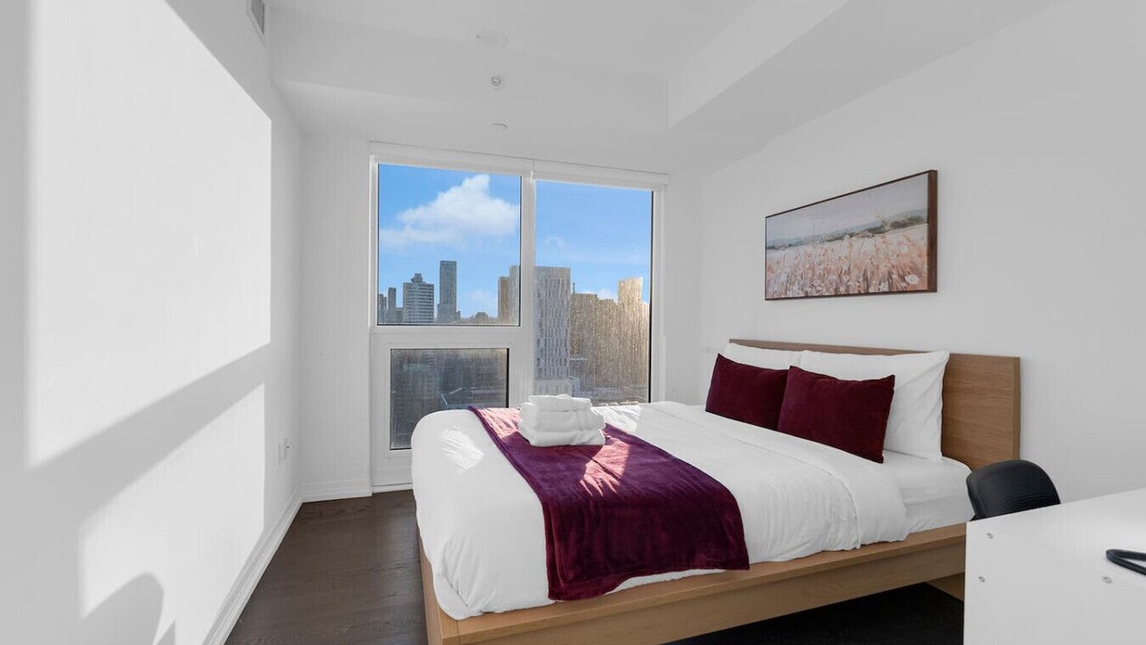 Photo of Bedroom in Garden District