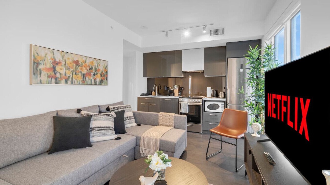 Photo of Livingroom in Garden District