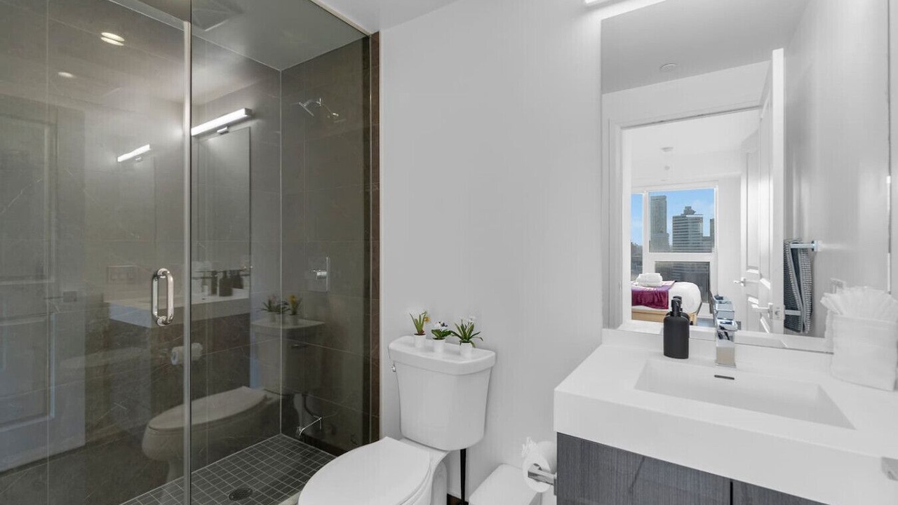 Photo of Bathroom in Garden District