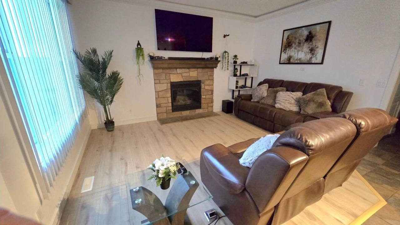 Photo of Livingroom in Cochrane