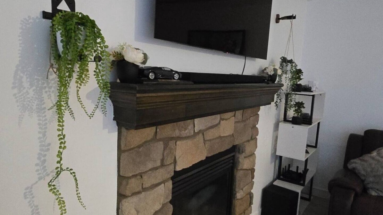 Photo of Livingroom in Cochrane