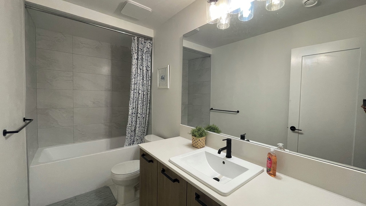Photo of Bathroom in Willoughby