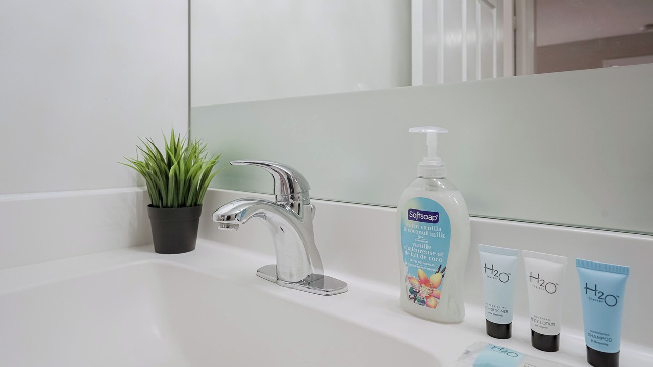 Photo of Bathroom in Downtown Mississauga
