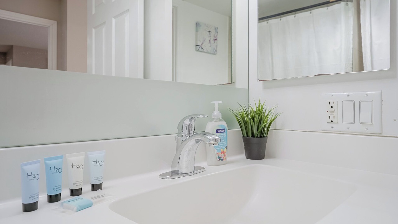 Photo of Bathroom in Downtown Mississauga