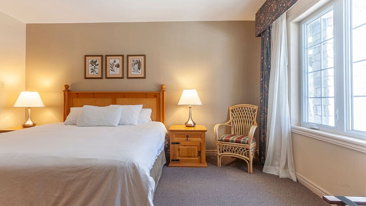 Photo of Bedroom in Oro-Medonte