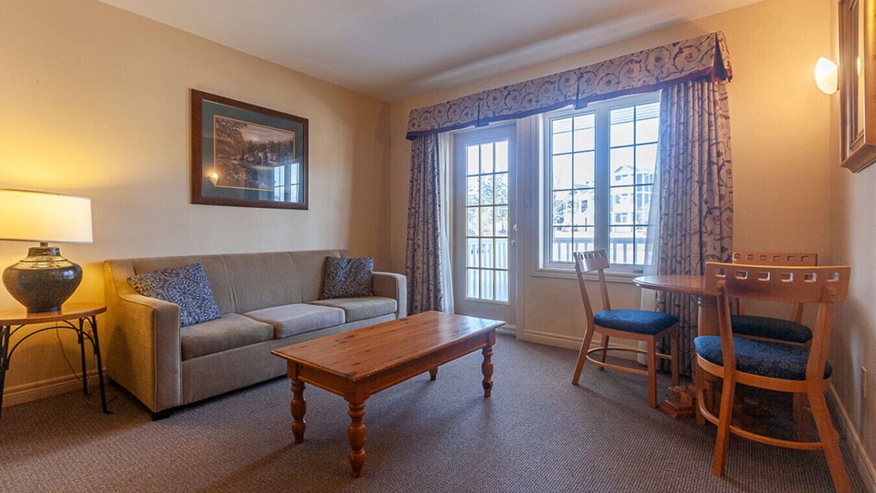 Photo of Livingroom in Oro-Medonte