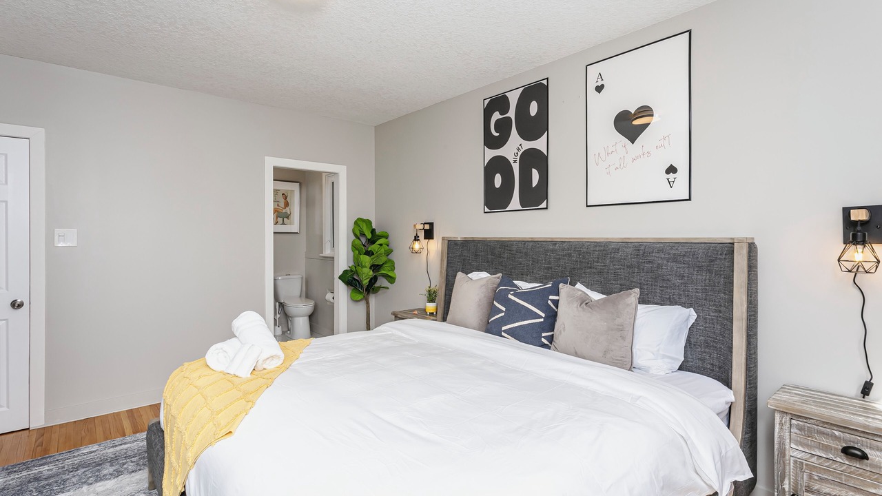Photo of Bedroom in North Central Edmonton