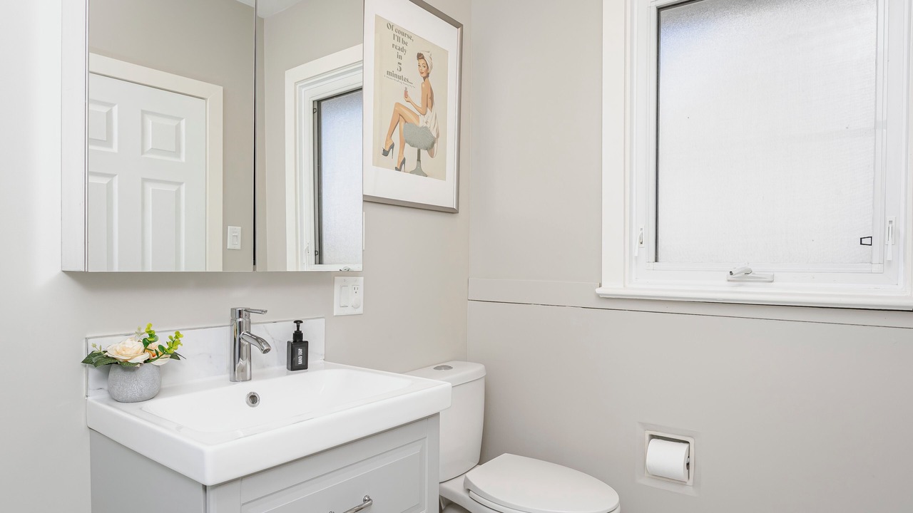 Photo of Bathroom in North Central Edmonton
