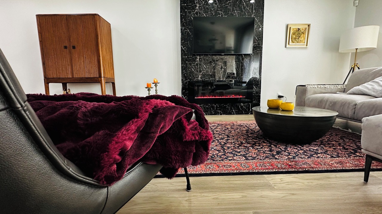 Photo of Livingroom in Aurora