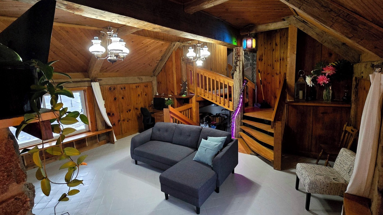 Photo of Livingroom in Seeleys Bay