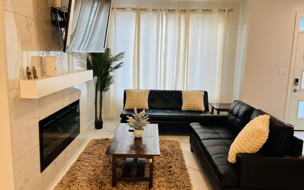 Photo of Livingroom in Southwest Edmonton