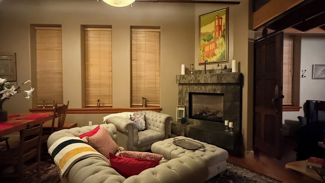 Photo of Livingroom in Rossland