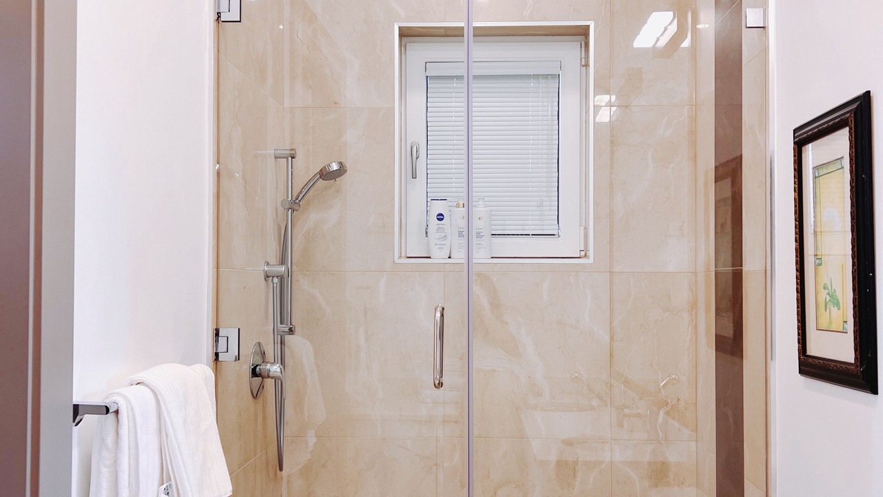Photo of Bathroom in Steveston