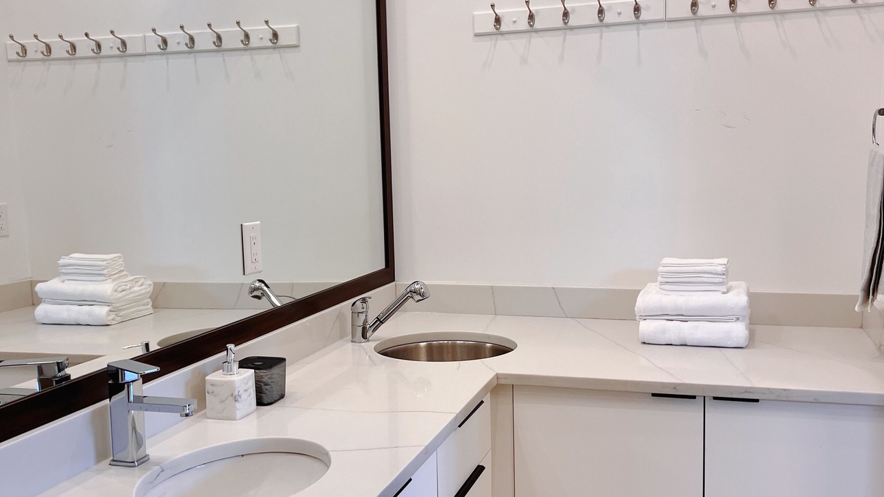 Photo of Bathroom in Steveston