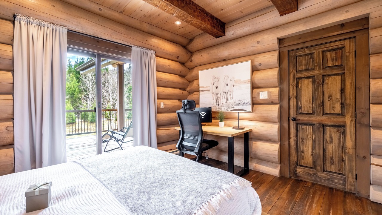 Photo of Bedroom in Saint-Faustin-Lac-Carre