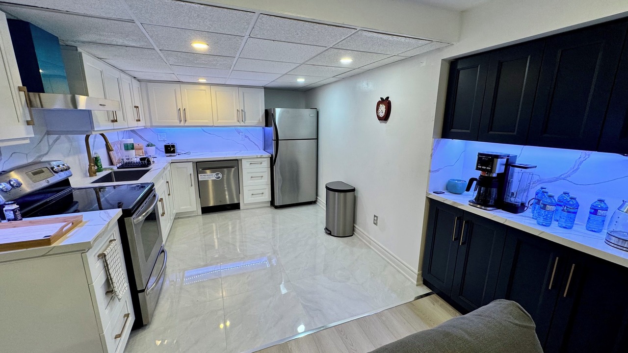 Photo of Kitchen in Erin Mills