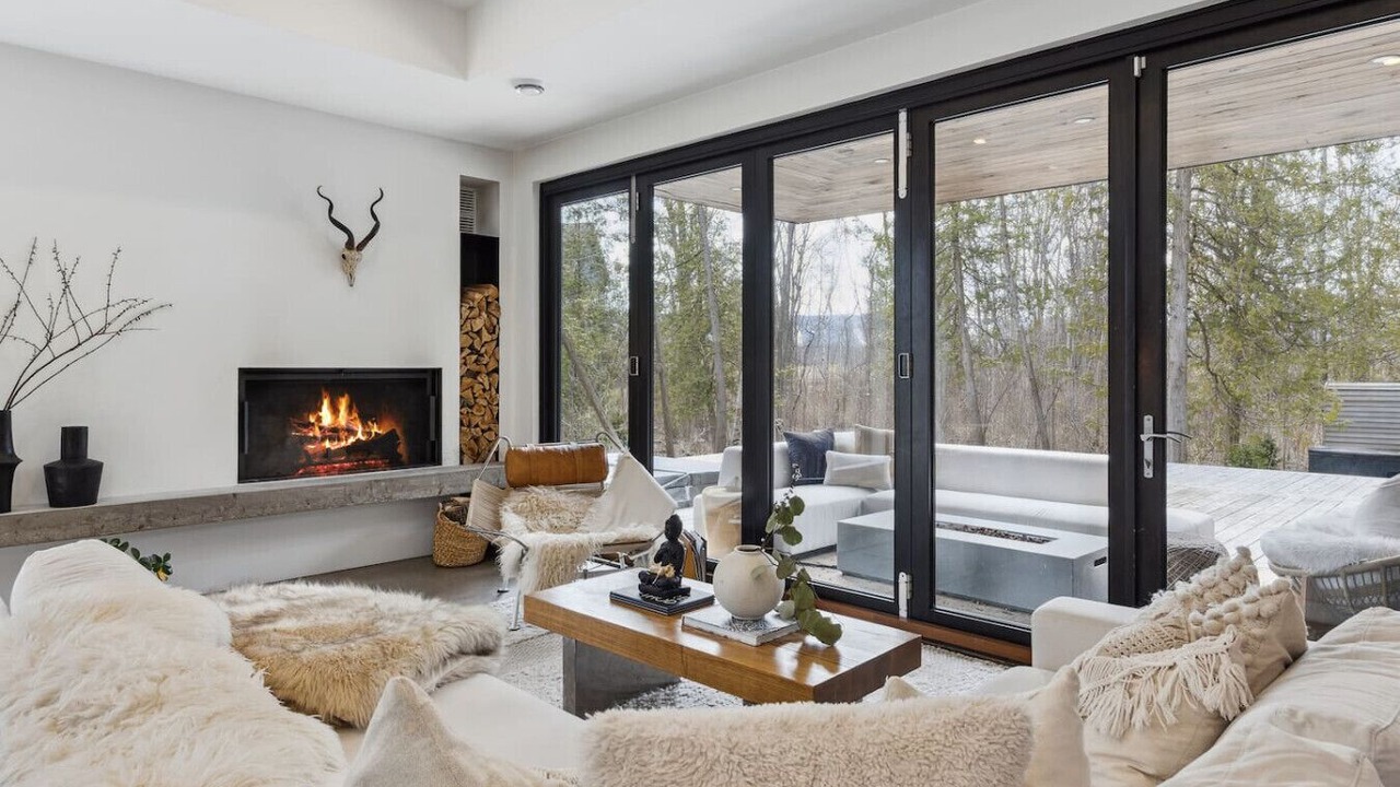 Photo of Livingroom in Collingwood