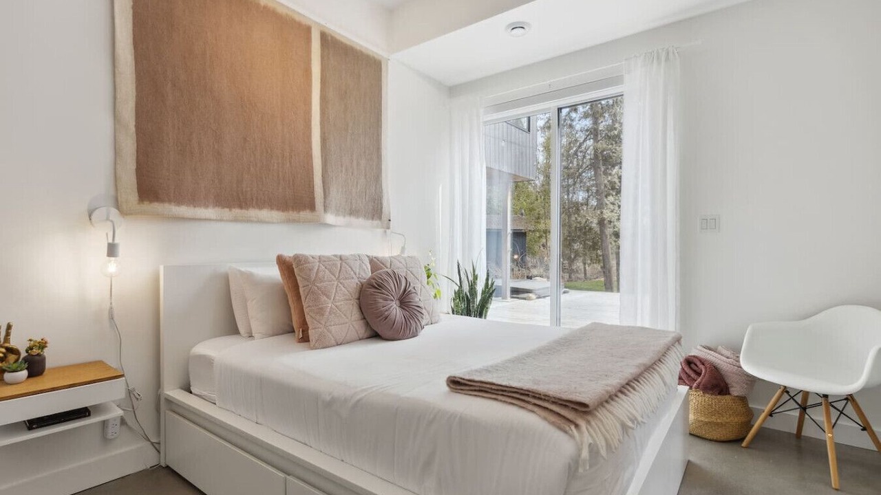 Photo of Bedroom in Collingwood