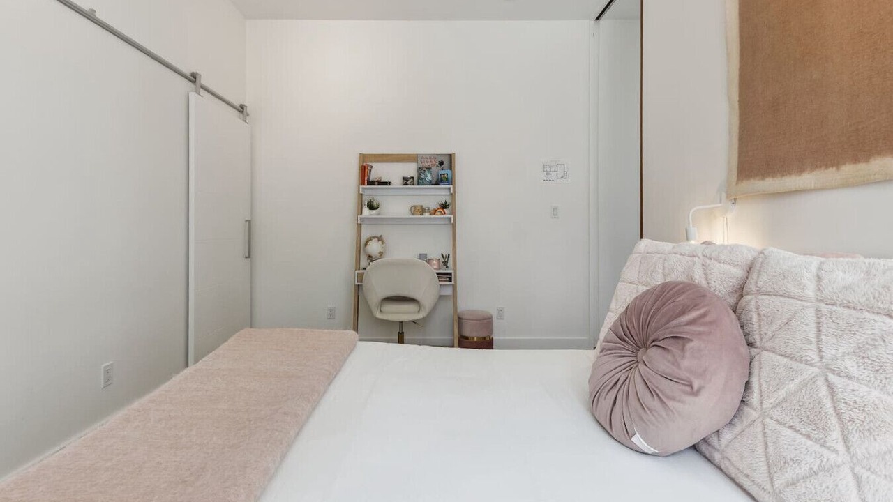 Photo of Bedroom in Collingwood