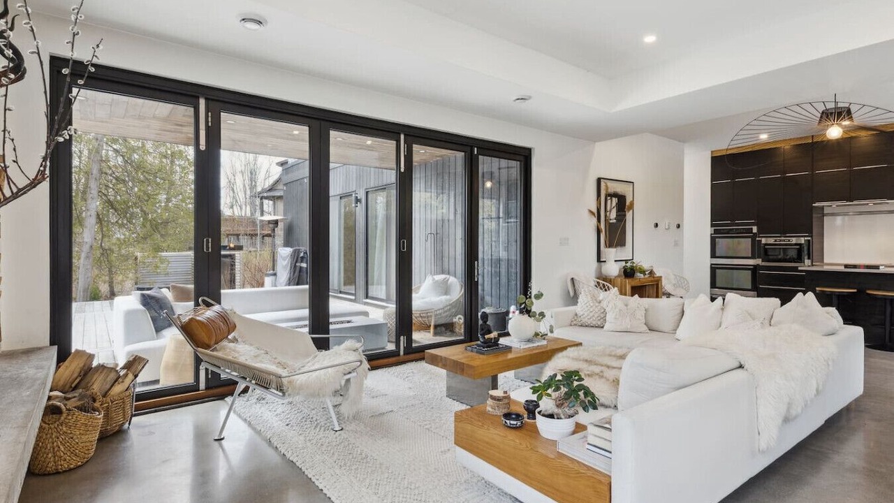 Photo of Livingroom in Collingwood