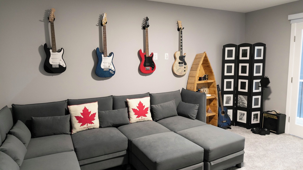 Photo of Livingroom in Cochrane