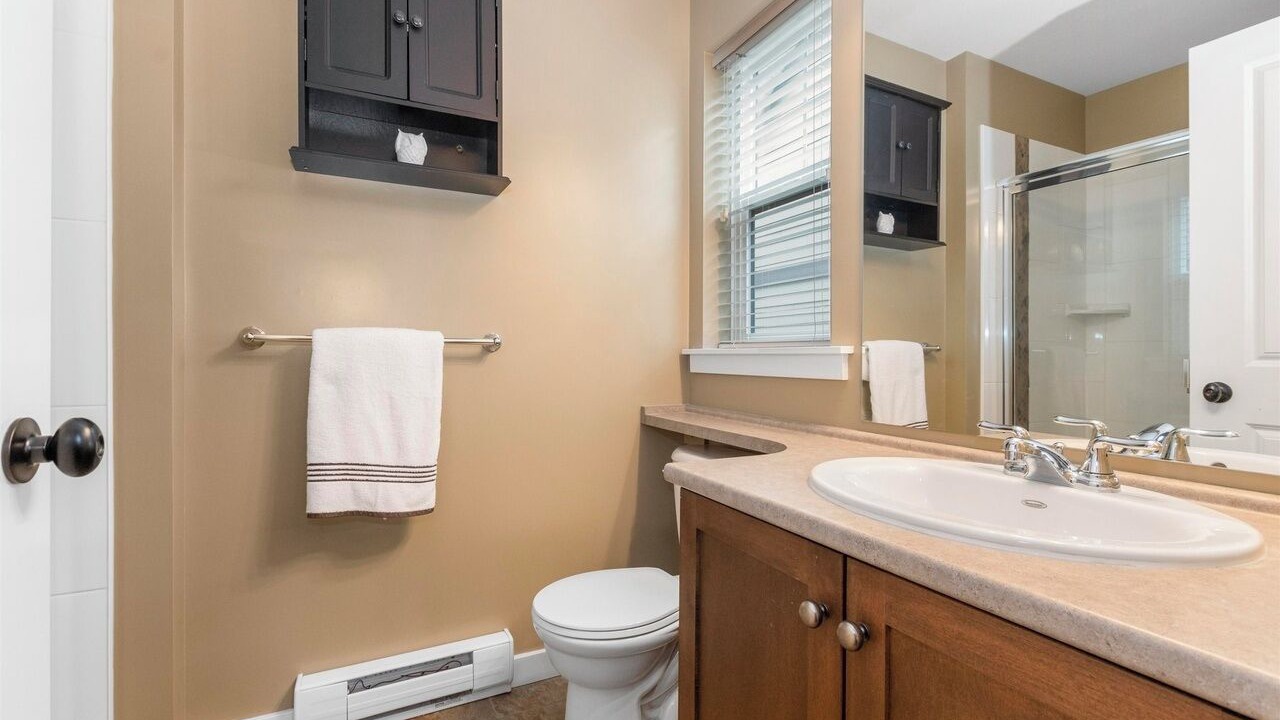 Photo of Bathroom in Lindell Beach