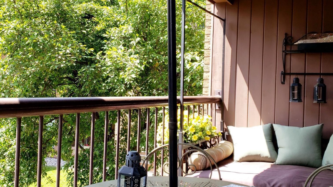 Photo of Outdoor in Ottawa Division
