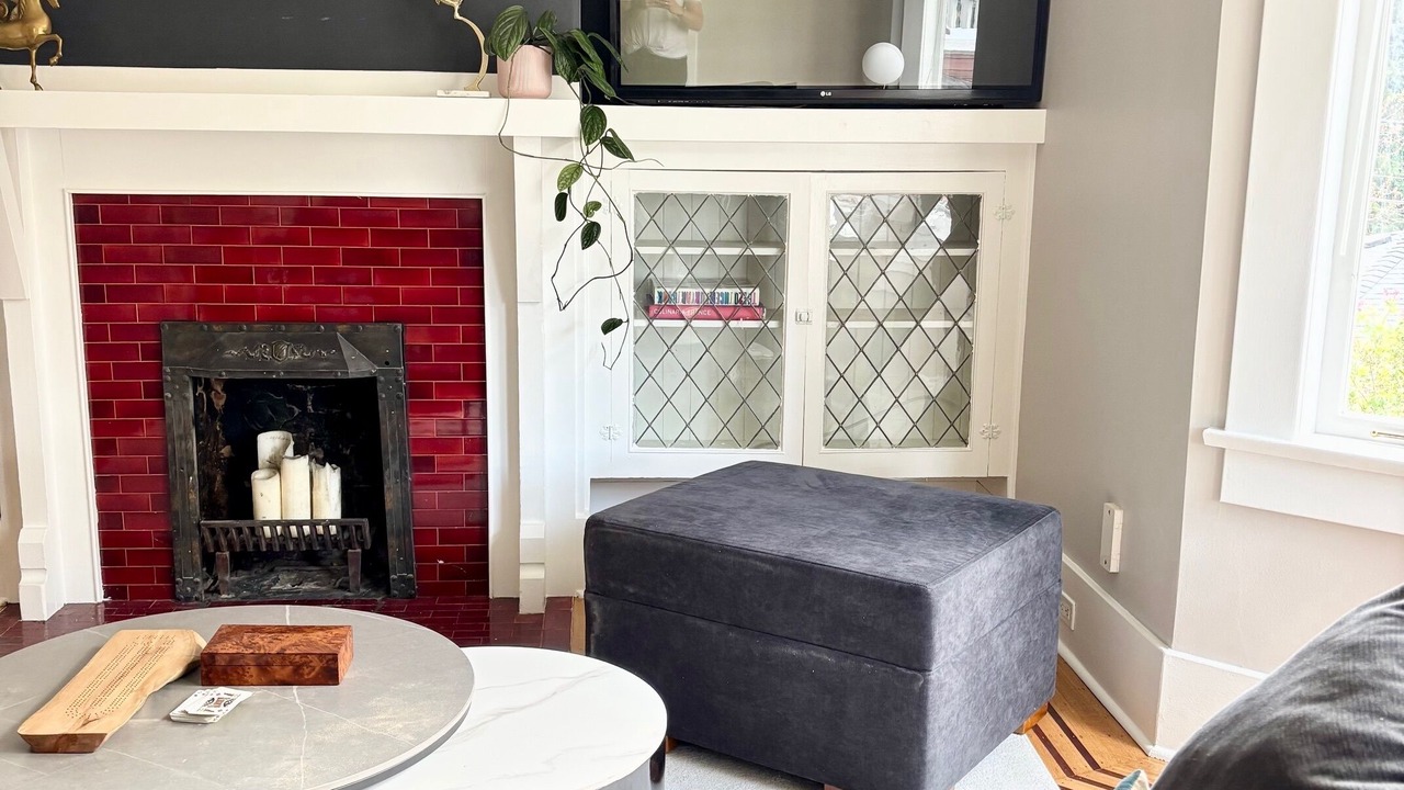 Photo of Livingroom in Kitsilano