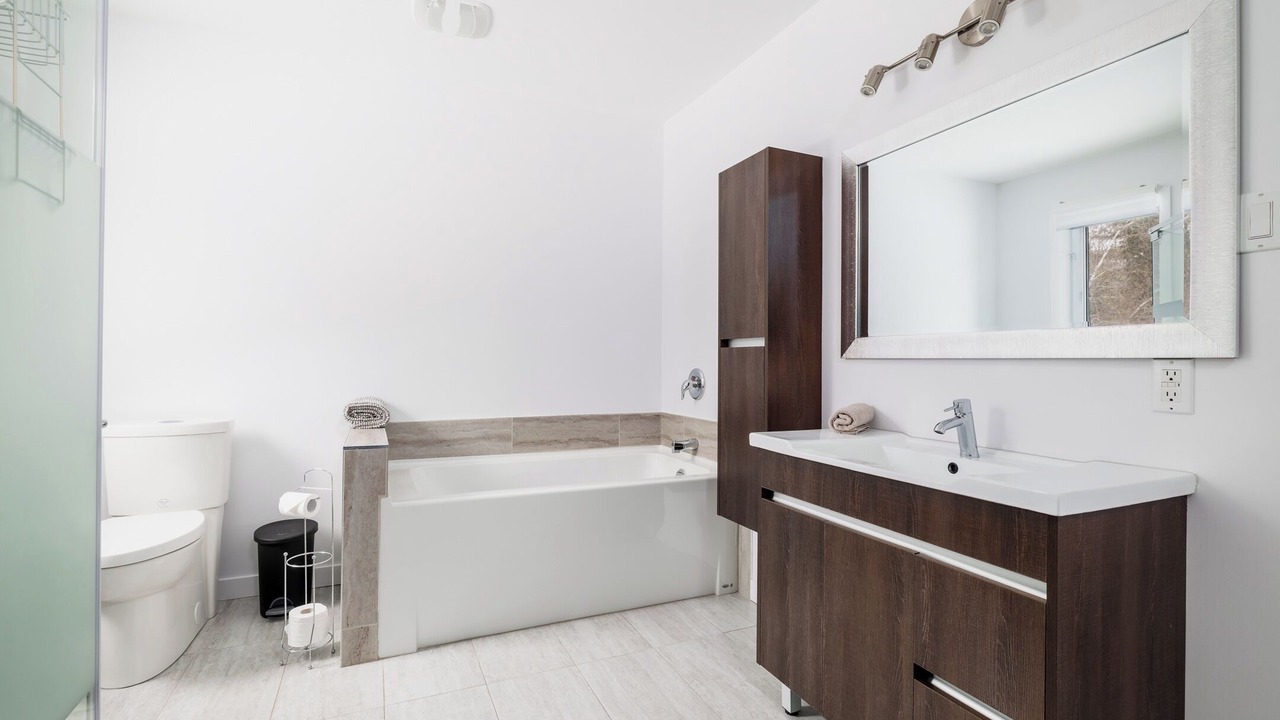 Photo of Bathroom in Entrelacs