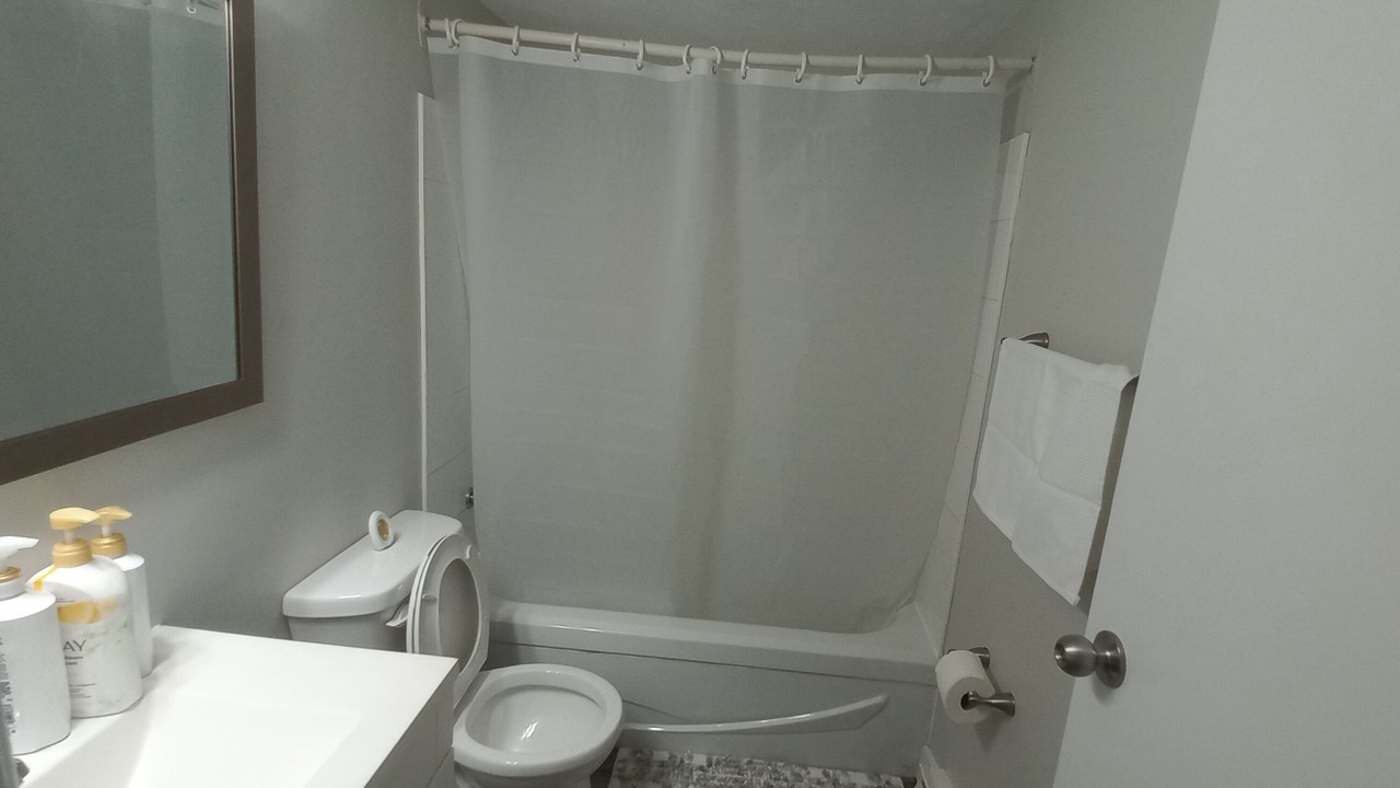 Photo of Bathroom in Dieppe