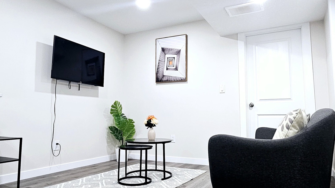Photo of Livingroom in Northeast Edmonton