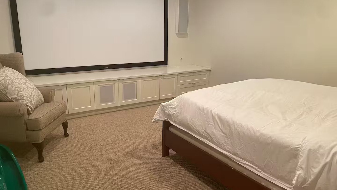 Photo of Bedroom in Dunbar