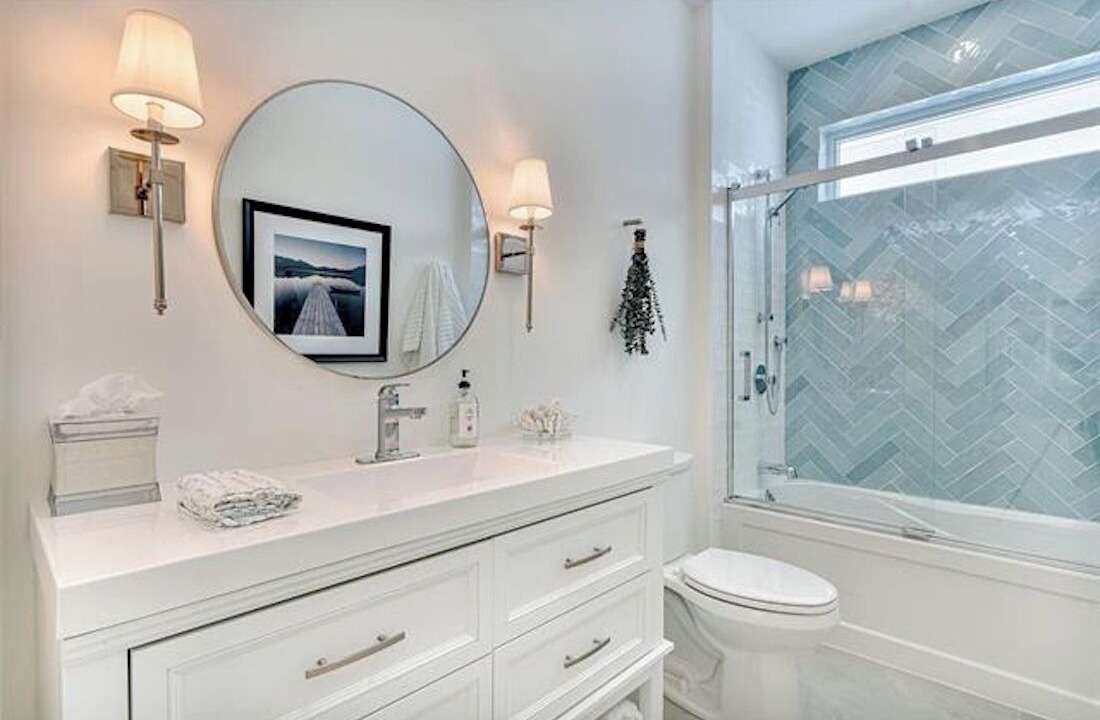 Photo of Bathroom in Anglo Rustico