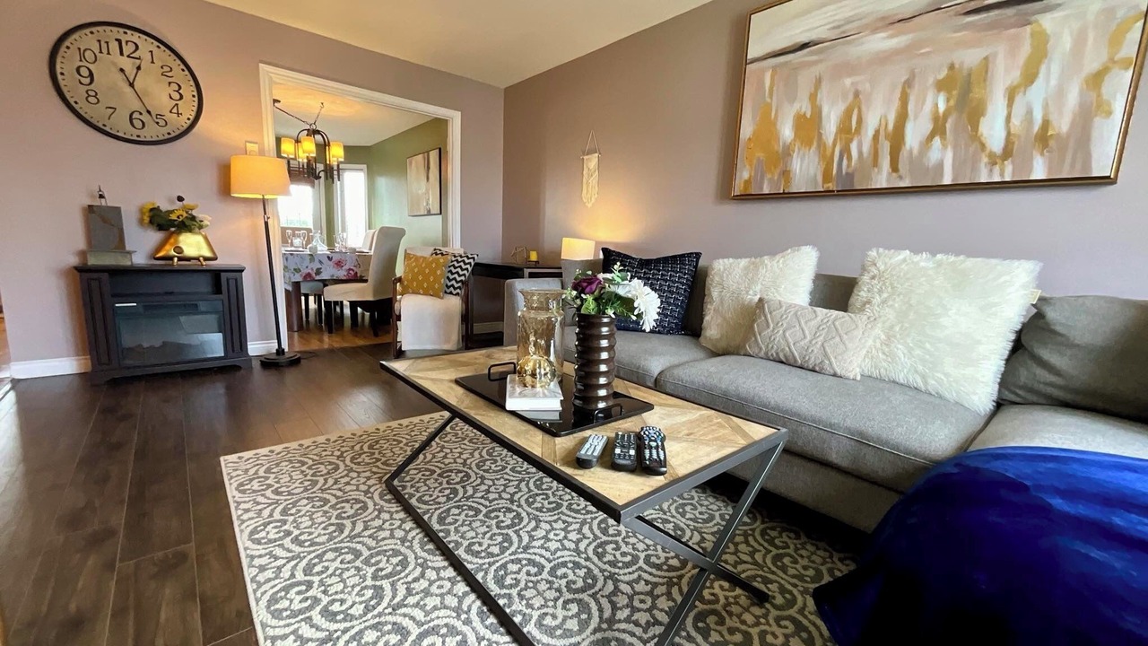 Photo of Livingroom in Terra Nova