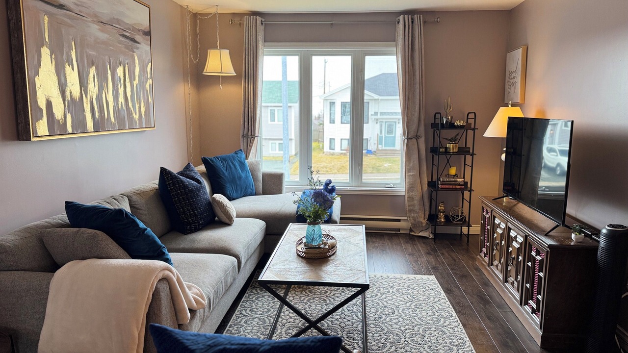Photo of Livingroom in Terra Nova
