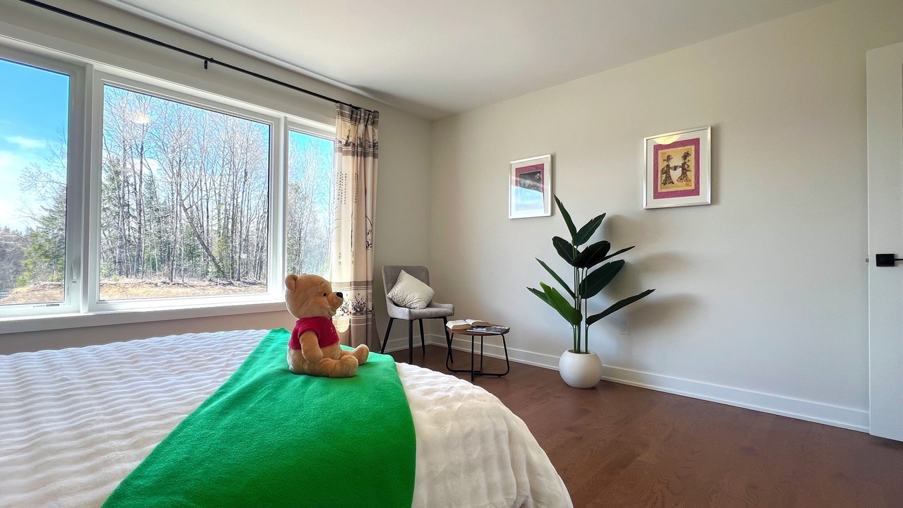 Photo of Bedroom in Lake of Bays