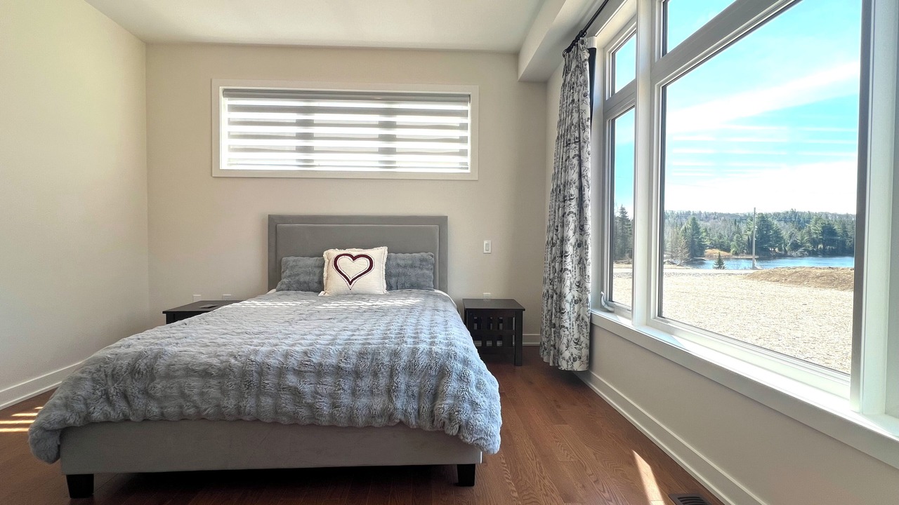 Photo of Bedroom in Lake of Bays